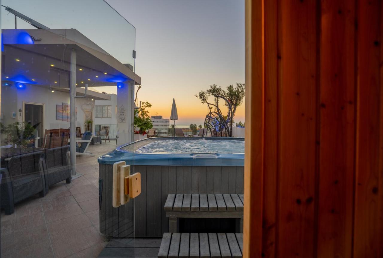 Mesogios House Suites Larnaca Exterior foto